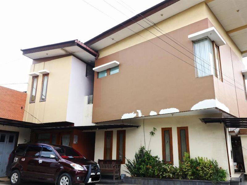 Bedur Homestay Syariah Bekasi Zewnętrze zdjęcie