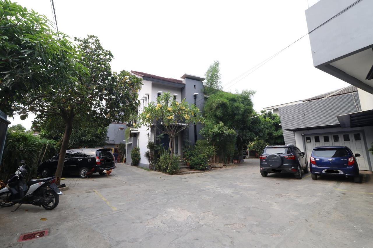 Bedur Homestay Syariah Bekasi Zewnętrze zdjęcie